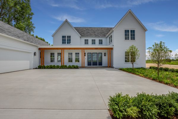Cost of Concrete Driveway Service in Broomfield