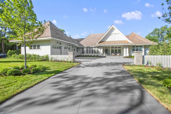 Cost of Driveway Concreting in Broomfield