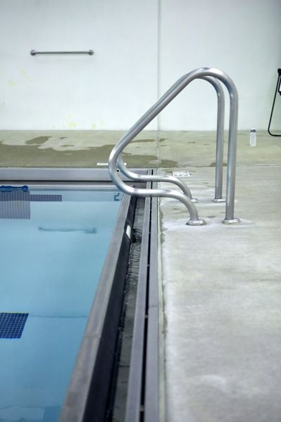 Cost of Poolside Concrete Paving in Broomfield